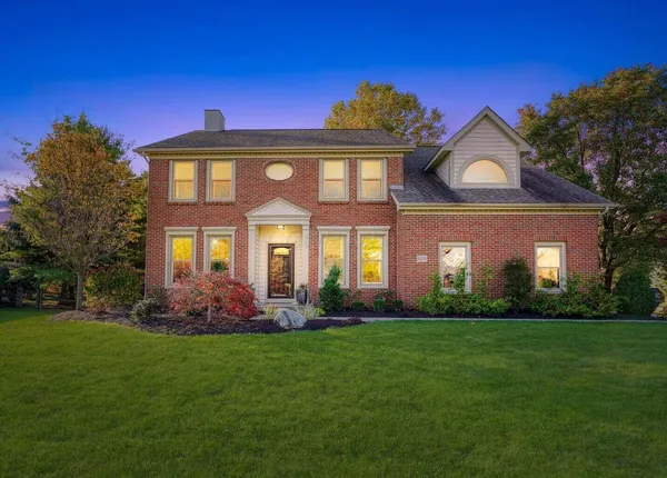 $699,000 | 6255 Spinnaker Drive, Lewis Center, OH 43035