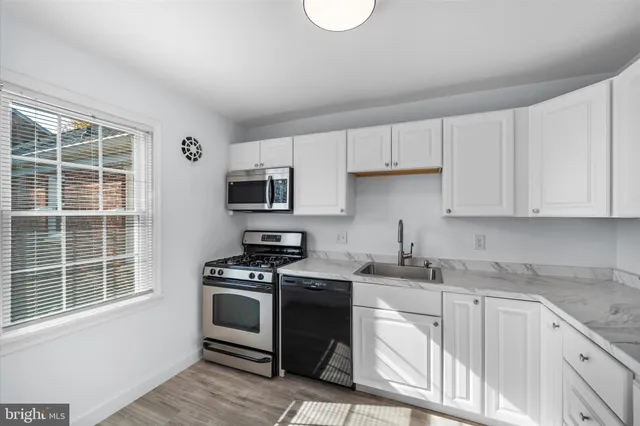 $2,100 | 1403 Belle View Boulevard, Alexandria, VA 22307