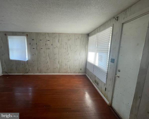 7746 Eastdale Road Baltimore, MD 21224 - Photo 3 of 21