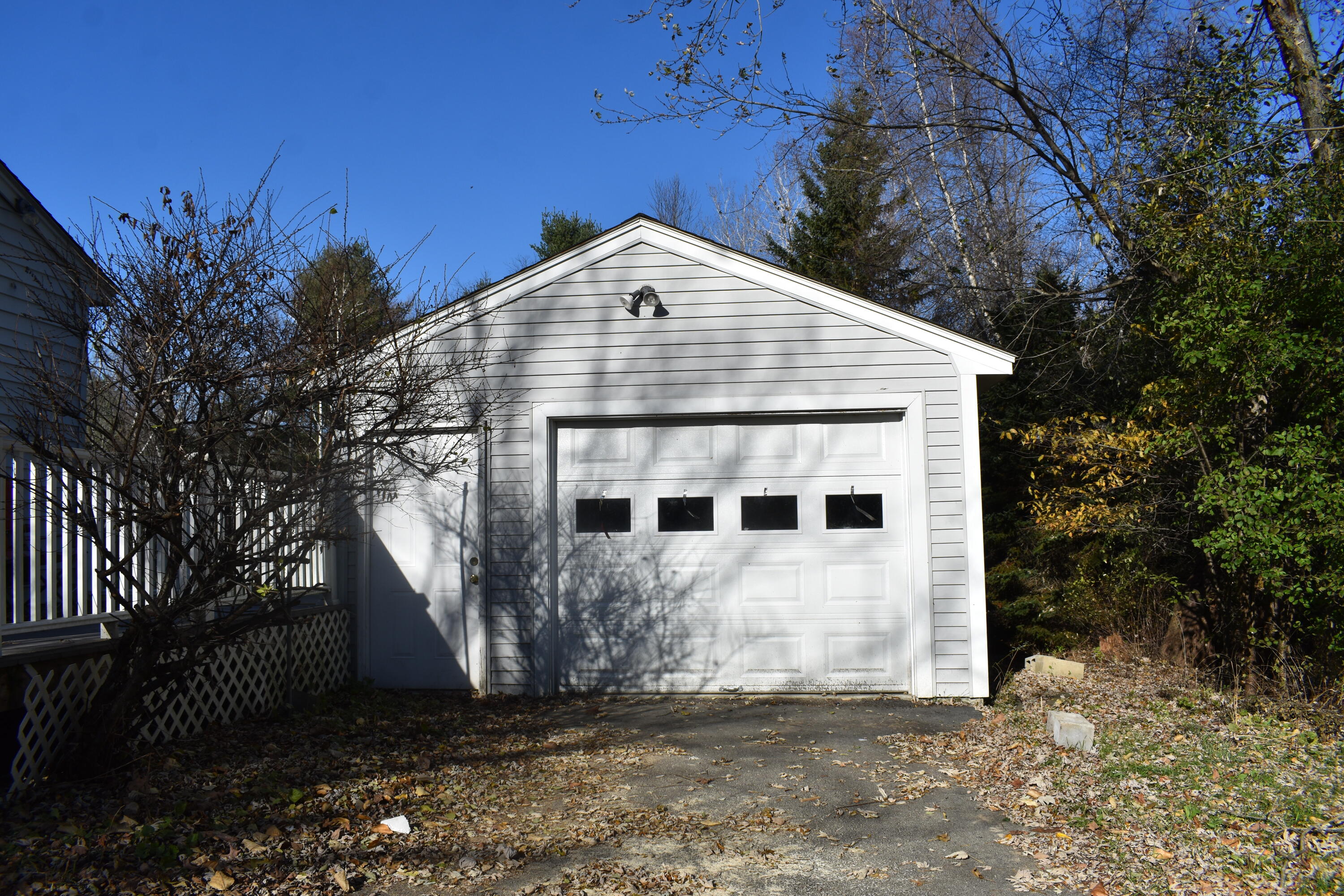 265 Lyons Road Sidney, ME 04330 - Photo 2 of 22 DSC_0649