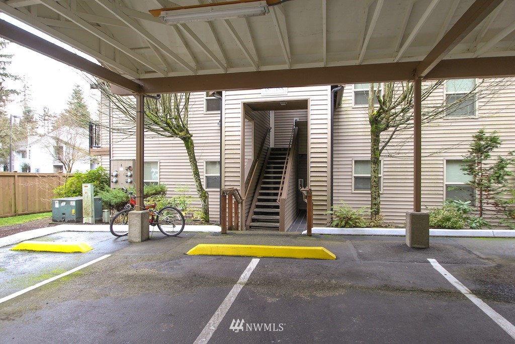 9805 Avondale Road Northeast, Unit V257 Redmond, WA 98052 - Photo 4 of 15