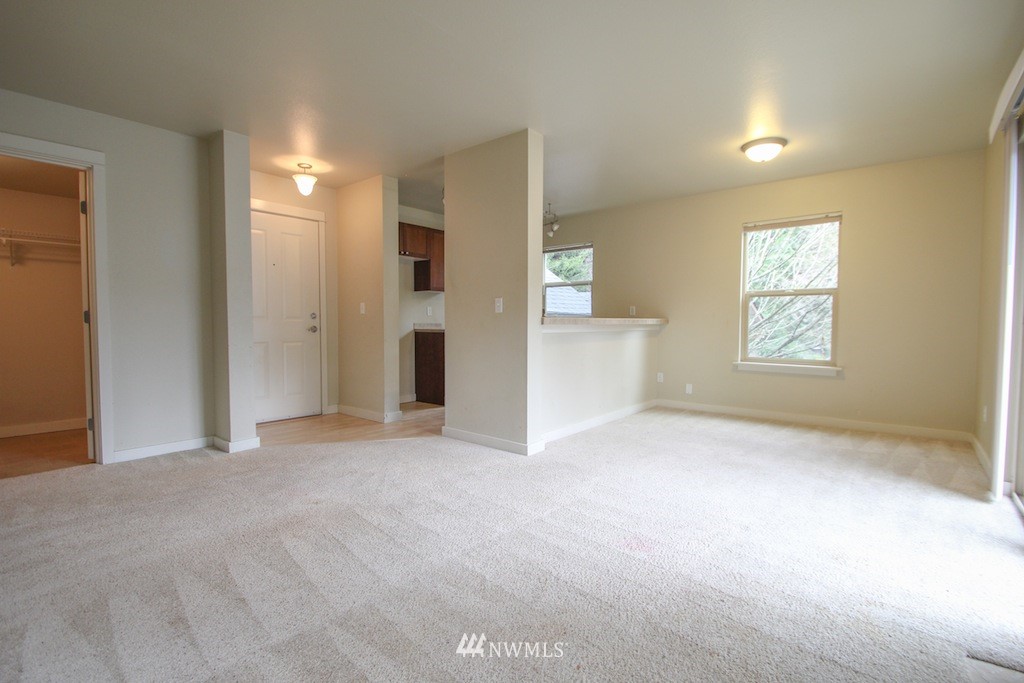9805 Avondale Road Northeast, Unit V257 Redmond, WA 98052 - Photo 5 of 15