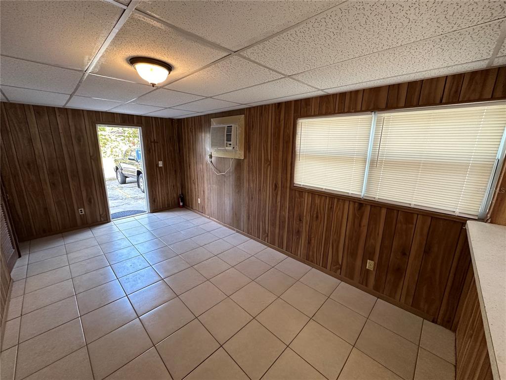 2002 20th Street West, Unit B Bradenton, FL 34205 - Photo 5 of 19