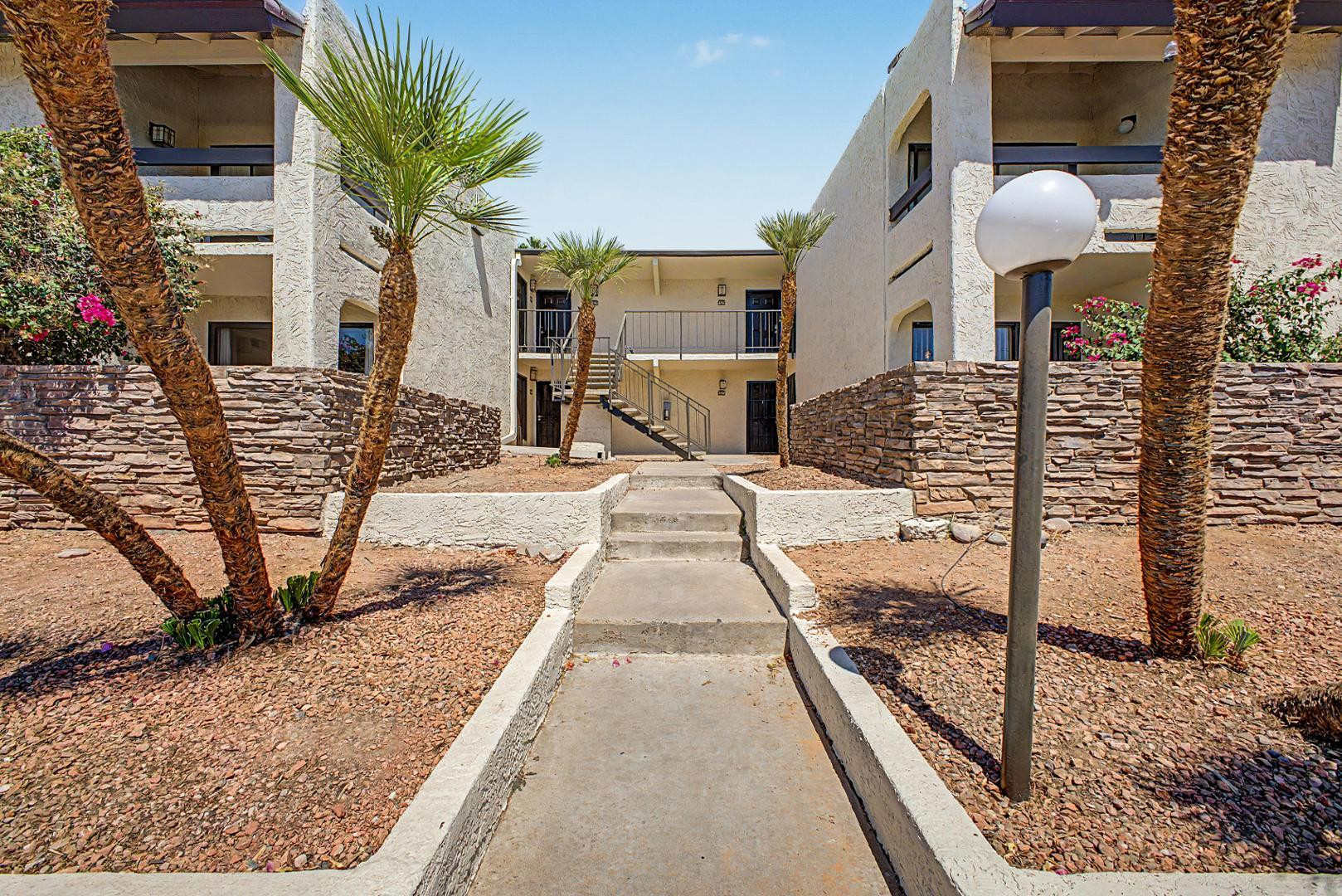 3825 East Camelback Road, Unit 144 Phoenix, AZ 85018 - Photo 2 of 35