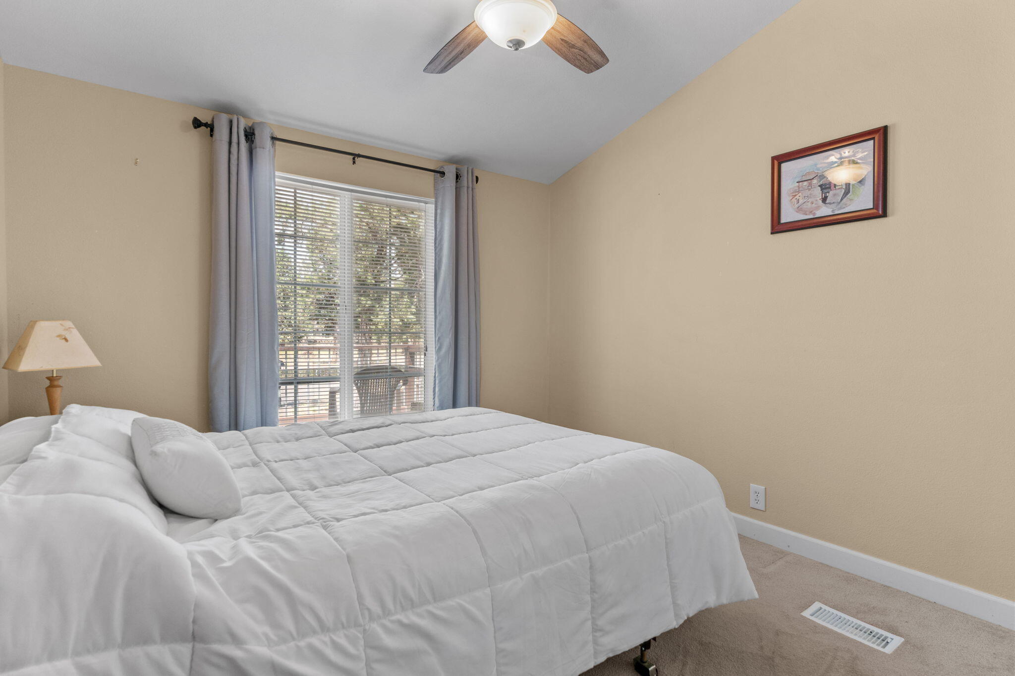 17471 Kent Road Sisters, OR 97759 - Photo 18 of 42 44-web-or-mls-DSC02243