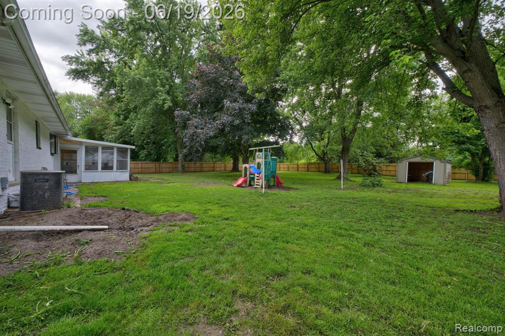 5330 Sheridan Road Saginaw, MI 48601 - Photo 45 of 50