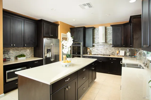 $890,000 | 1440 Folsom Downs Circle, Dixon, CA 95620