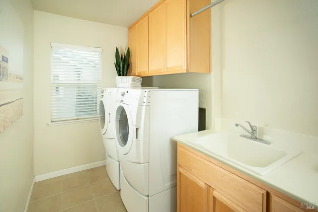 $890,000 | 1440 Folsom Downs Circle, Dixon, CA 95620