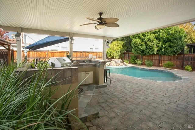 $890,000 | 1440 Folsom Downs Circle, Dixon, CA 95620