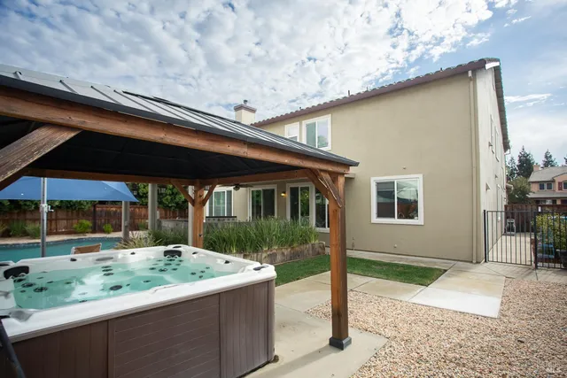 $890,000 | 1440 Folsom Downs Circle, Dixon, CA 95620