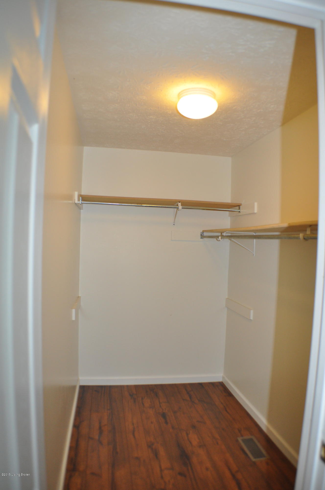 18 Winter Green Road Brandenburg, KY 40108 - Photo 30 of 39 Bedroom 4 huge closet