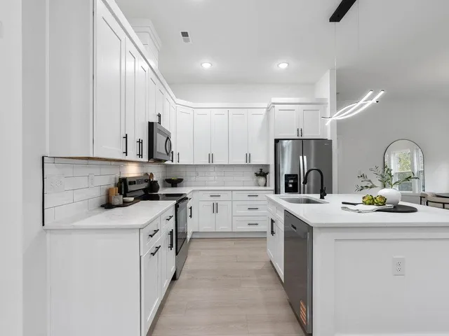 $329,900 | 125 Bell Avenue, Inman, SC 29349