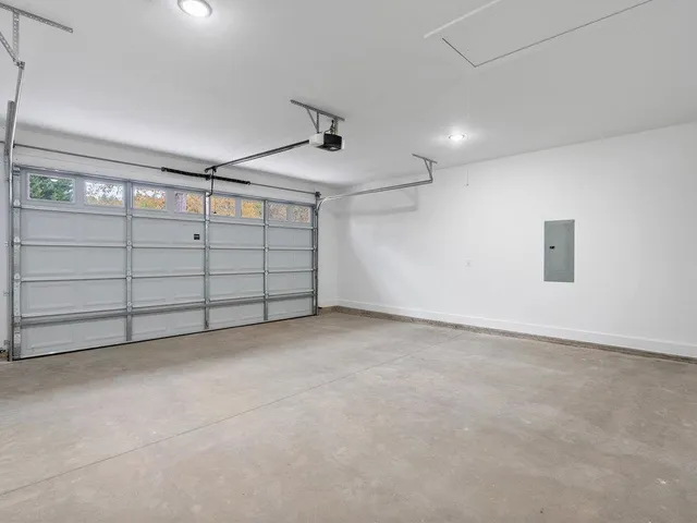 $329,900 | 125 Bell Avenue, Inman, SC 29349