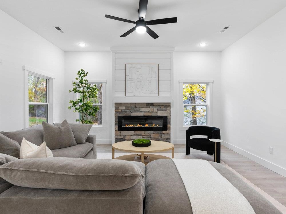 125 Bell Avenue Inman, SC 29349 - Photo 8 of 41 Gallery Image 8