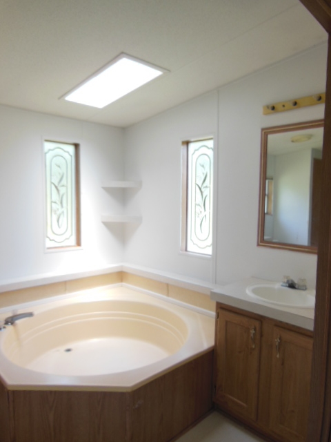 10044 Blue Waters Road Tallahassee, FL 32305 - Photo 10 of 25 Gallery Image 10