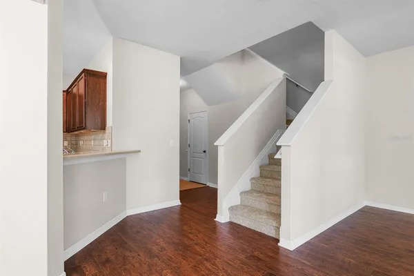 $2,250 | 16612 Kingletside Court, Lithia, FL 33547