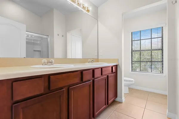 $2,250 | 16612 Kingletside Court, Lithia, FL 33547