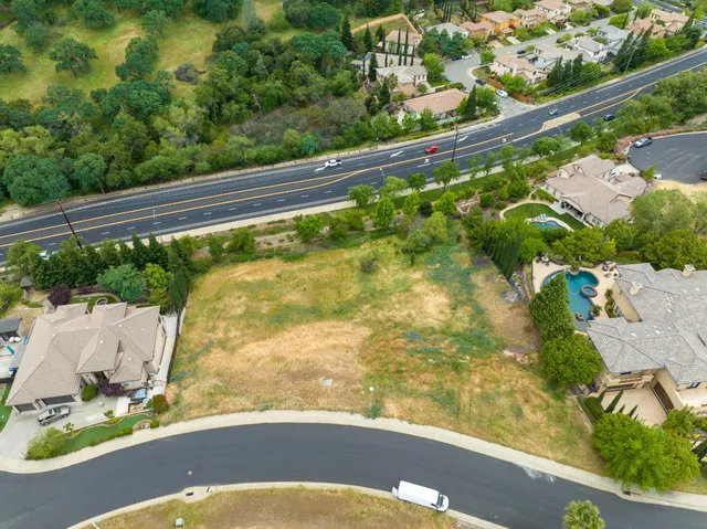 $299,999 | 621 Landrise Court, Folsom, CA 95630