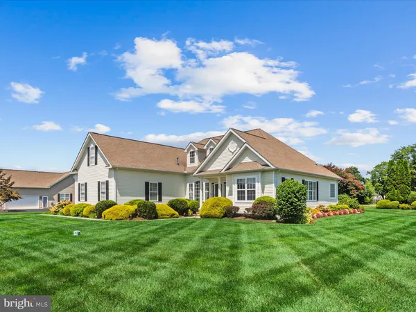 $570,000 | 16422 Winding River Drive, Milton, DE 19968