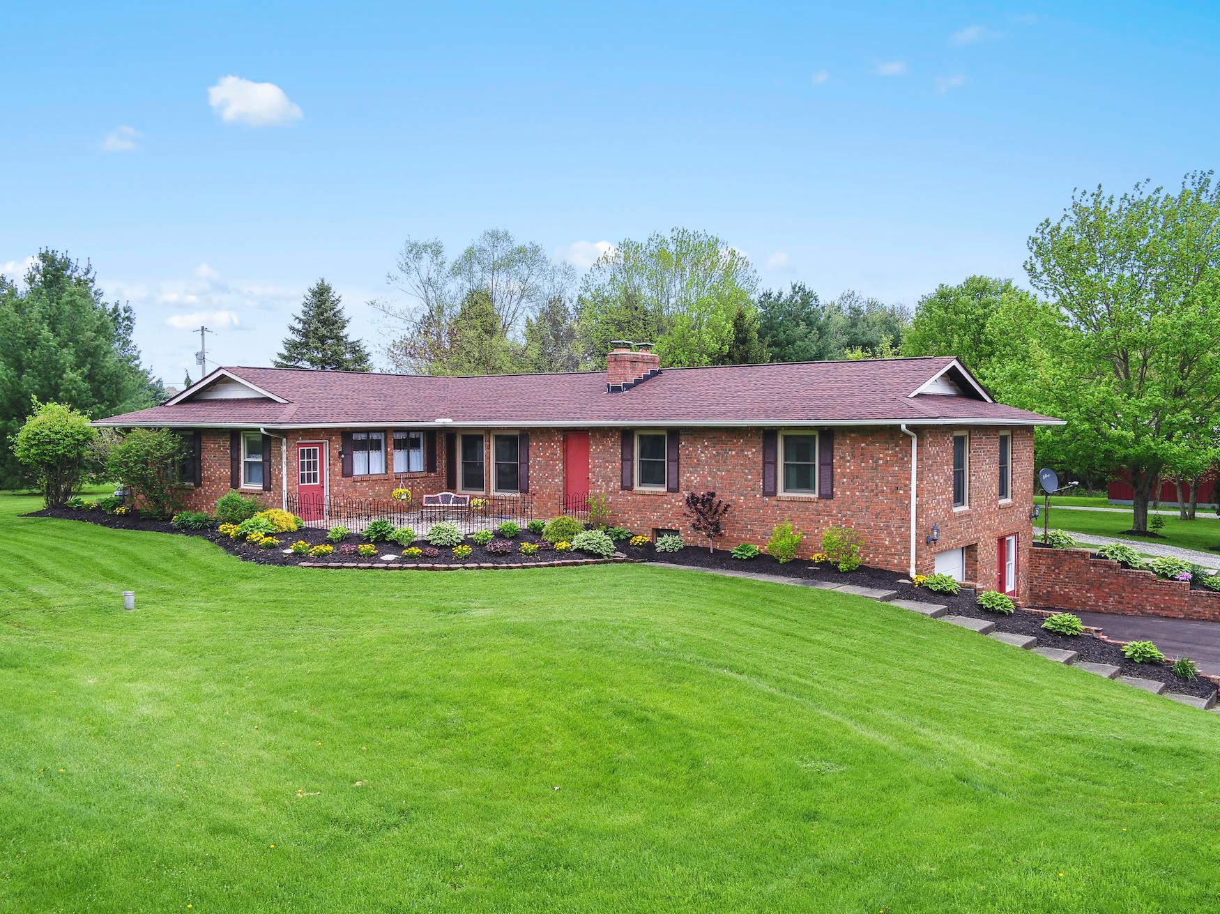 13040 Chambers Road Sunbury, OH 43074 - Photo 1 of 34 Gallery Image 1