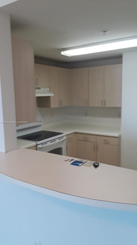 Central Gables Coral Gables, FL 33134 - Photo 6 of 14 a close view of sink