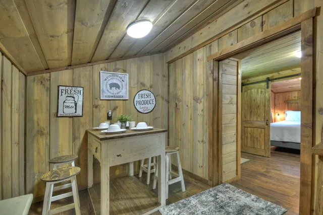 $999,900 | 353 Sunrise Road, Blue Ridge, GA 30513