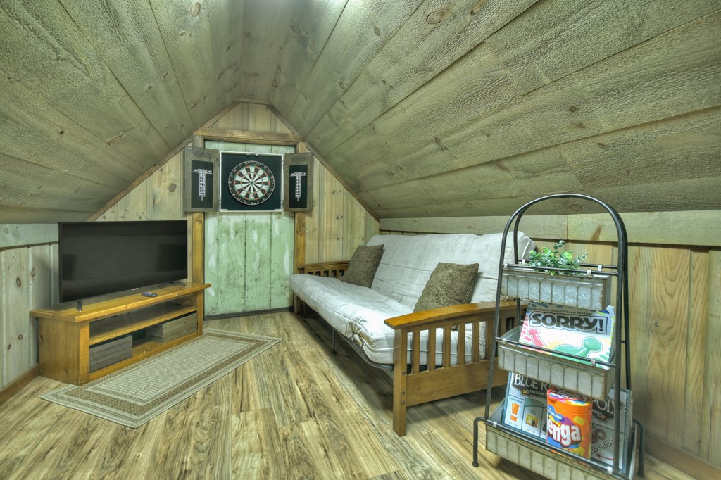 353 Sunrise Road Blue Ridge, GA 30513 - Photo 15 of 64 Barn