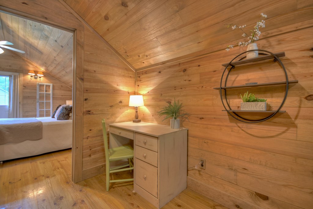 353 Sunrise Road Blue Ridge, GA 30513 - Photo 33 of 64 Farmhouse