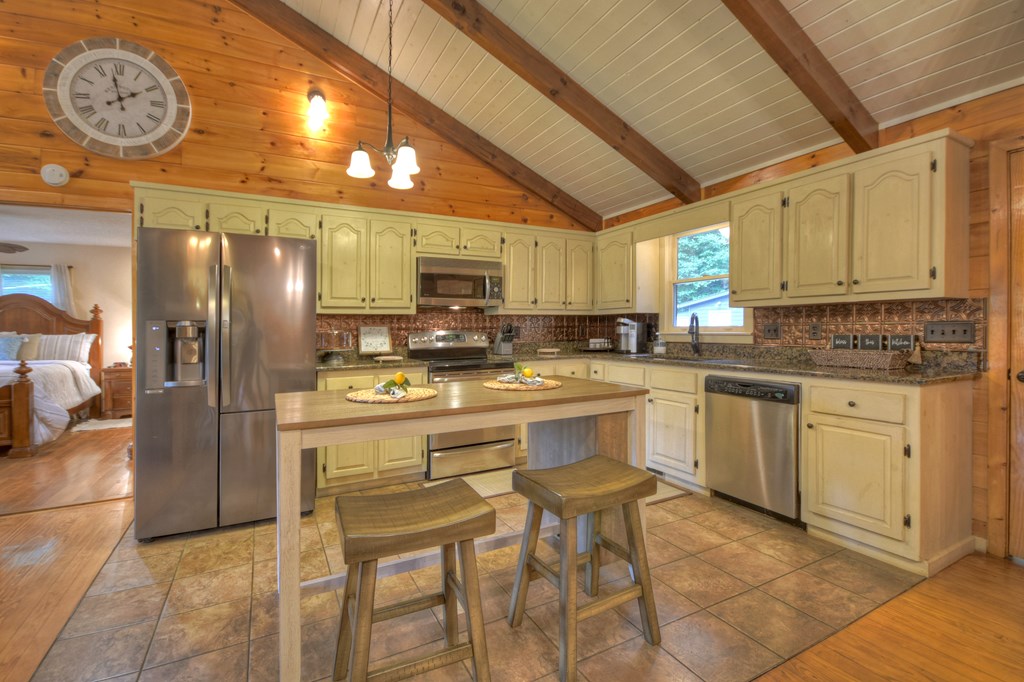 353 Sunrise Road Blue Ridge, GA 30513 - Photo 40 of 64 Main House