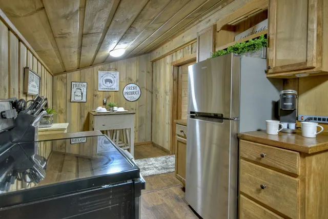 $999,900 | 353 Sunrise Road, Blue Ridge, GA 30513