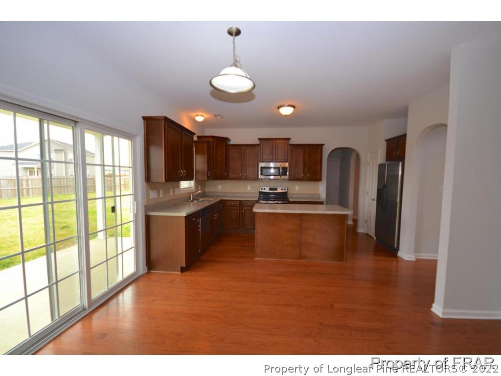 6561 Running Fox Road Hope Mills, NC 28348 - Photo 11 of 35 Gallery Image 11