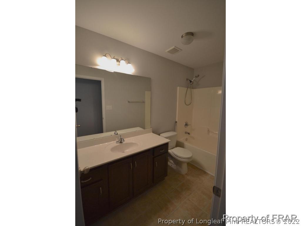 6561 Running Fox Road Hope Mills, NC 28348 - Photo 29 of 35 Gallery Image 29