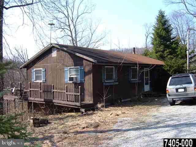 14692 Lowe Road Stewartstown, PA 17363 - Photo 1 of 1 Gallery Image 1