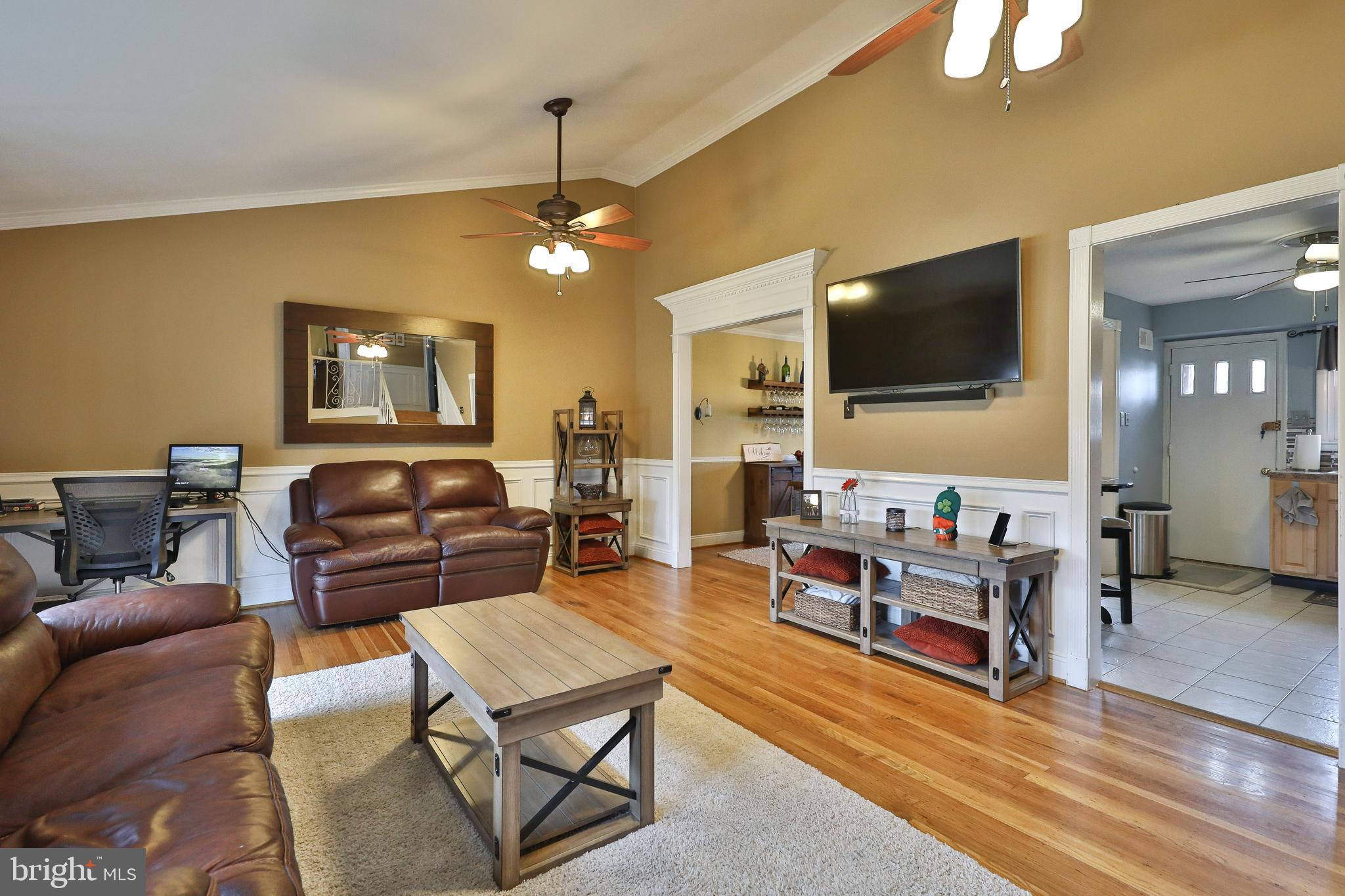 115 Pocasset Road Philadelphia, PA 19115 - Photo 4 of 33