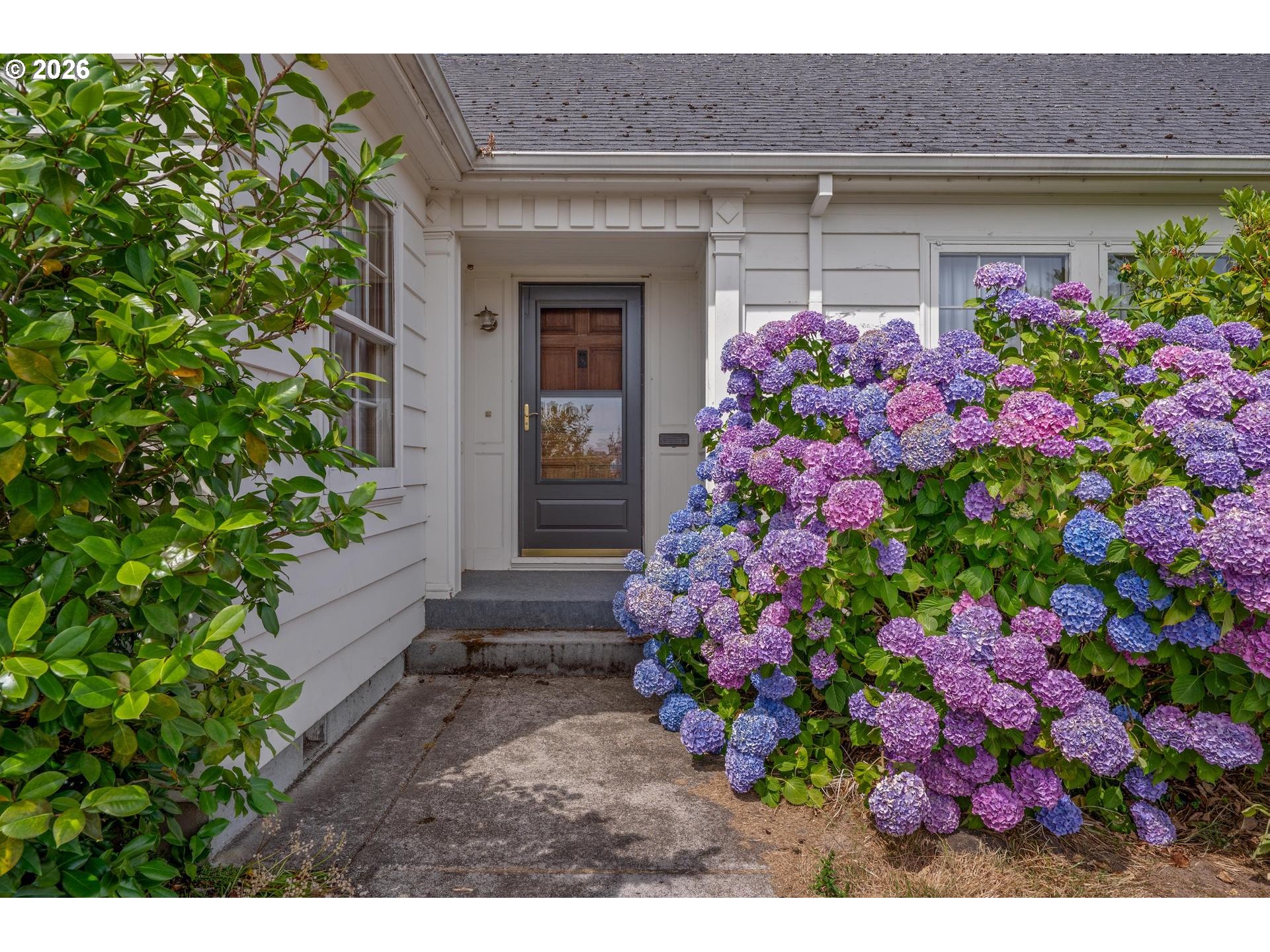 6315 Southwest Richey Lane Portland, OR 97223 - Photo 17 of 32