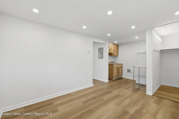 $1,500 | 40 Orchard Lane, Unit J, Woodstock, NY 12498