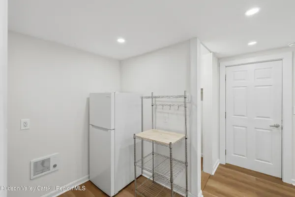 $1,500 | 40 Orchard Lane, Unit J, Woodstock, NY 12498