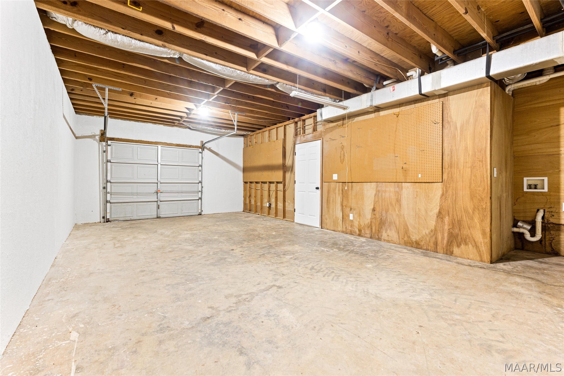 108 Mountain Laurel Road Deatsville, AL 36022 - Photo 19 of 22 Gallery Image 19