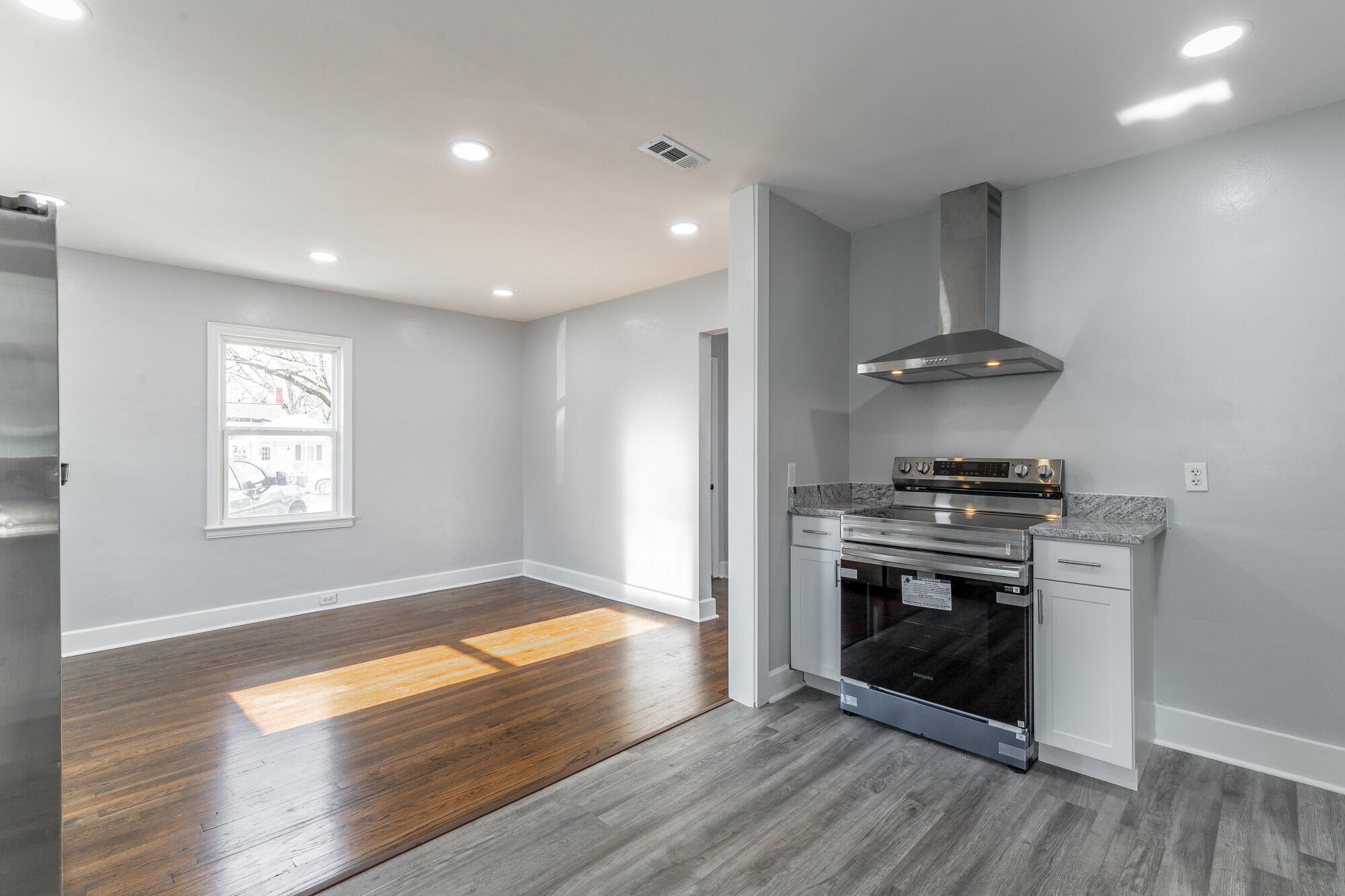 304 North Howell Avenue Chattanooga, TN 37411 - Photo 16 of 46 Kitchen