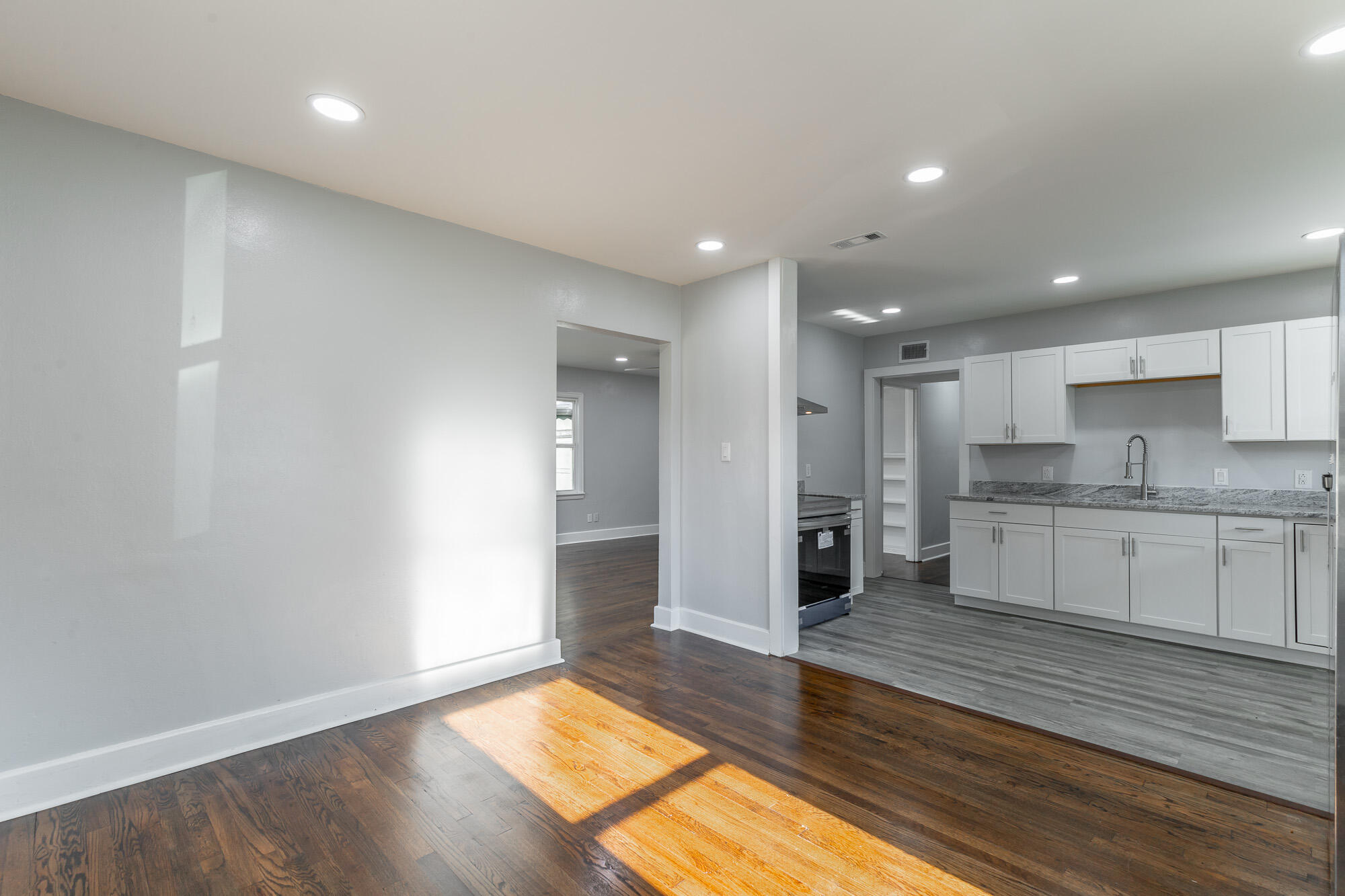 304 North Howell Avenue Chattanooga, TN 37411 - Photo 18 of 46 Kitchen