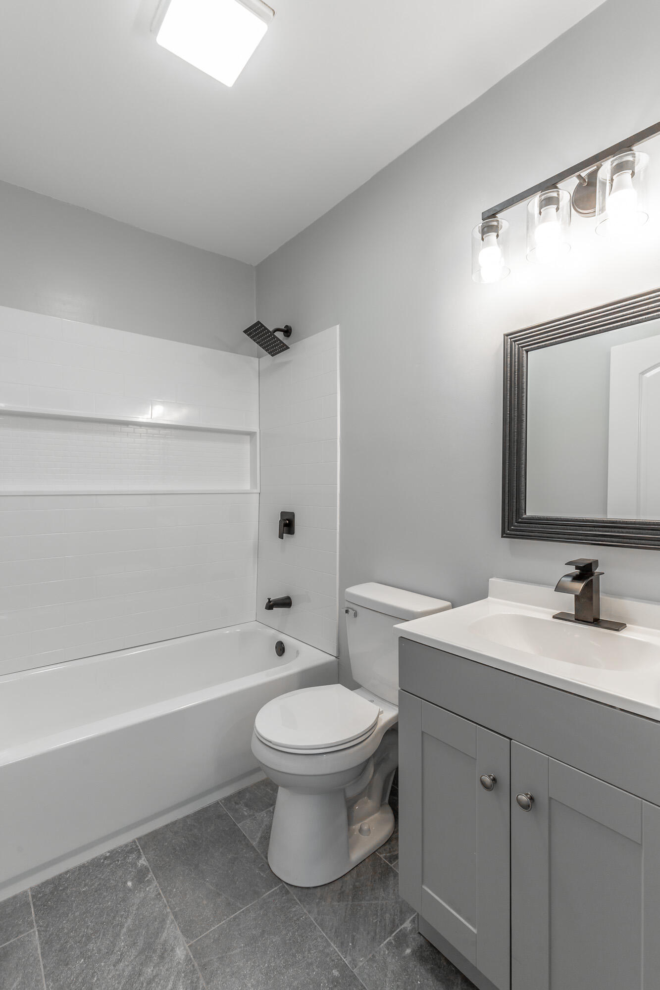 304 North Howell Avenue Chattanooga, TN 37411 - Photo 30 of 46 Full Bath