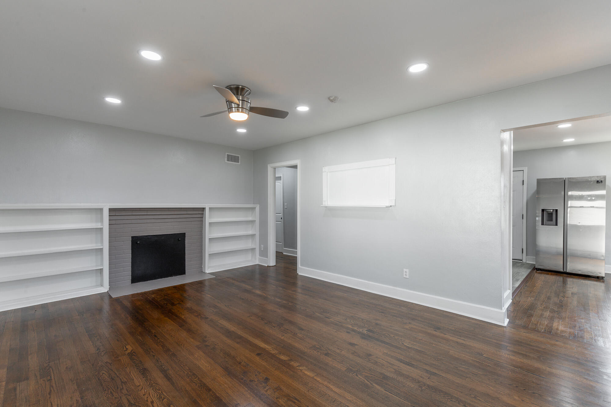 304 North Howell Avenue Chattanooga, TN 37411 - Photo 10 of 46 Formal Living Room