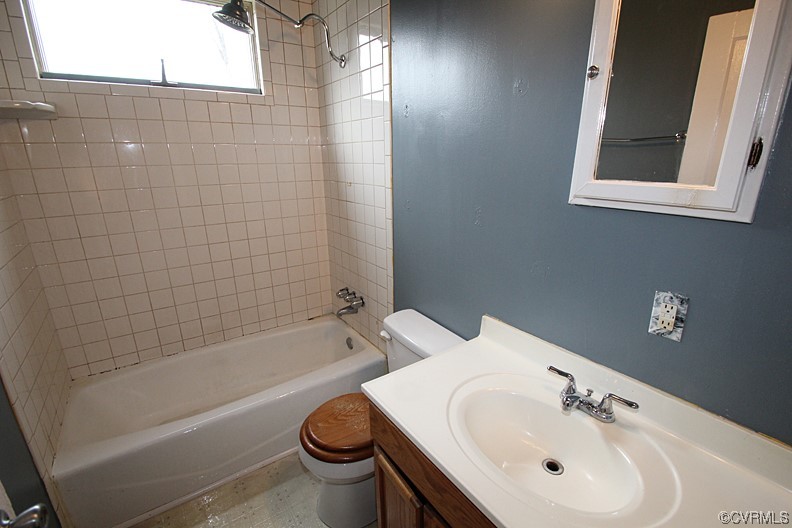 1703 Skipwith Road Henrico, VA 23229 - Photo 10 of 13 Gallery Image 10