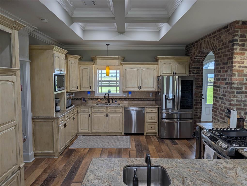 11480 Blanchard Road Welsh, LA 70591 - Photo 6 of 48 Kitchen with stainless appliance package