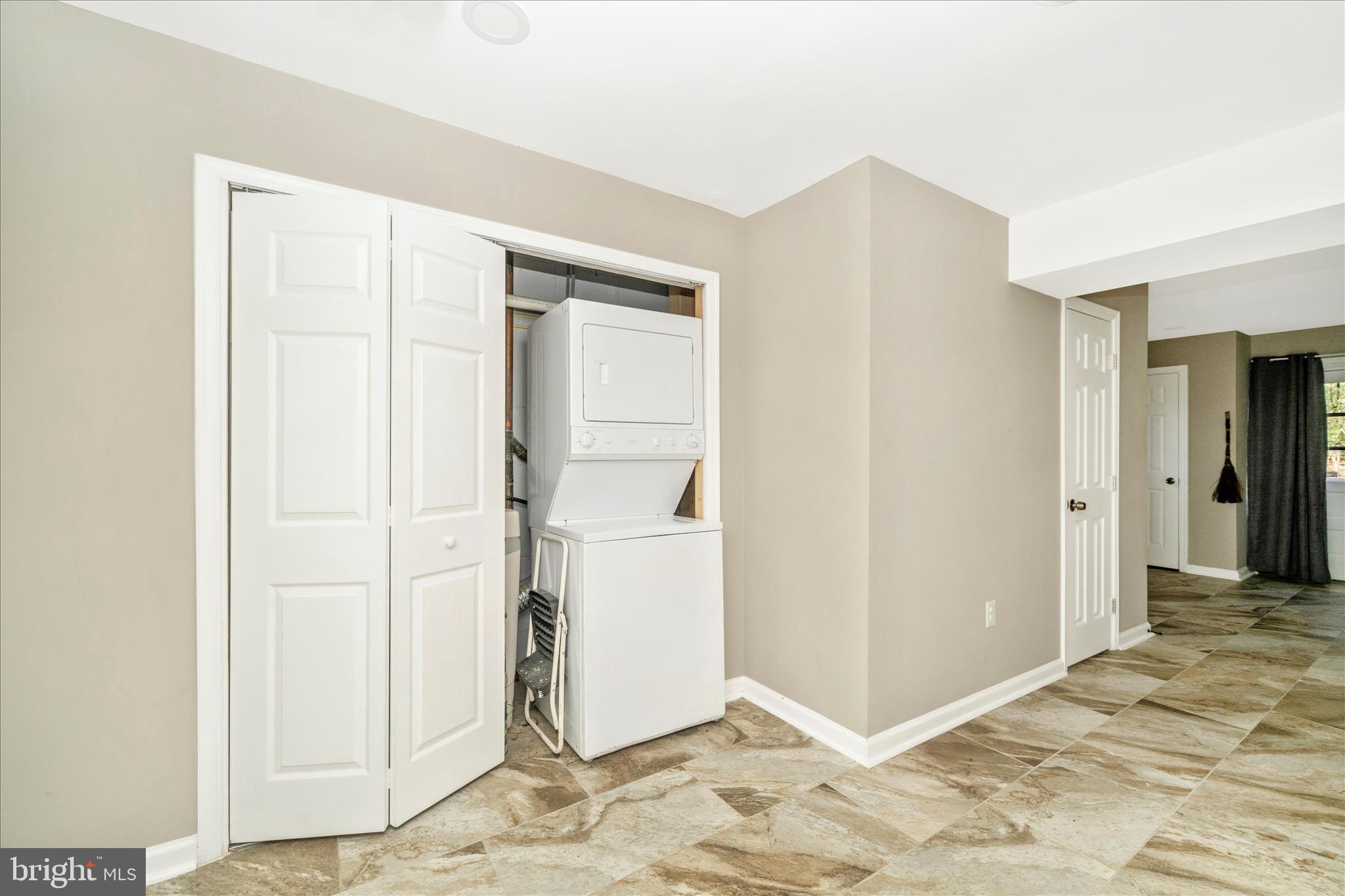 16706 Cedarforest Road Brandywine, MD 20613 - Photo 20 of 30 Laundry Area