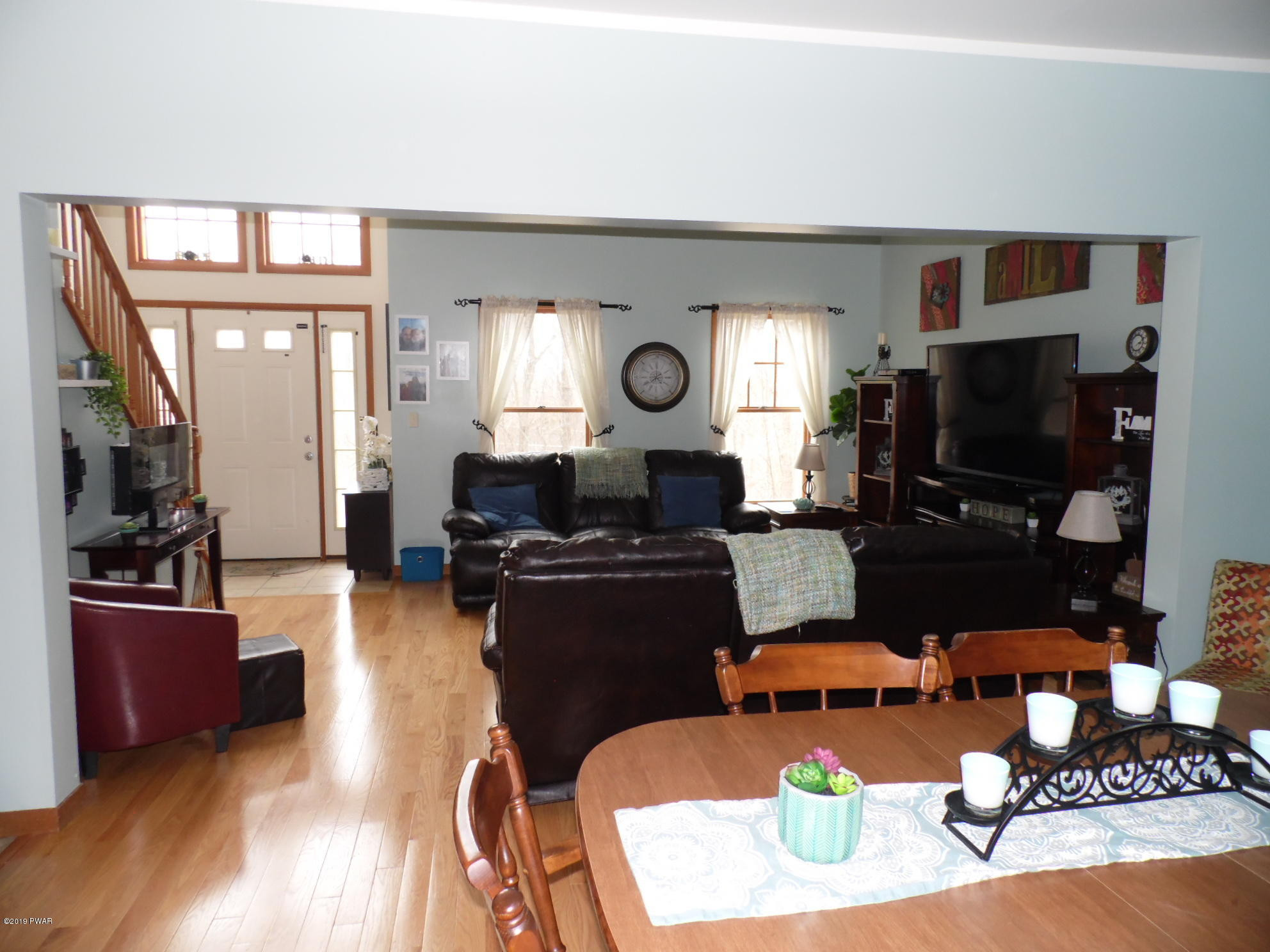 144 West Lilac Road Milford, PA 18337 - Photo 9 of 34 Dining room to Living room