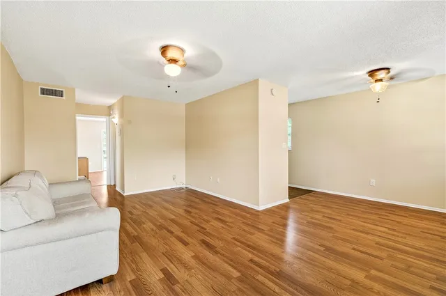 $110,500 | 6 Vista Palm Lane, Unit 205, Vero Beach, FL 32962