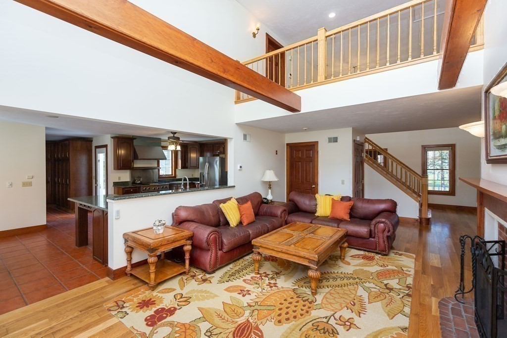 308 New Bedford Road Rochester, MA 02770 - Photo 12 of 42