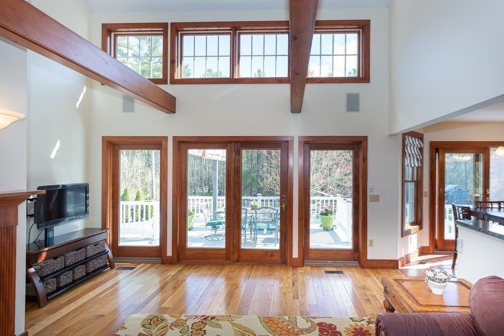 308 New Bedford Road Rochester, MA 02770 - Photo 13 of 42