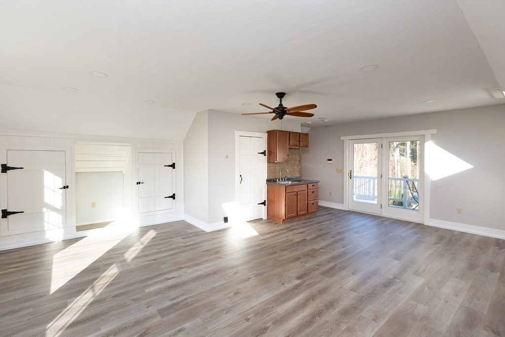 308 New Bedford Road Rochester, MA 02770 - Photo 20 of 42